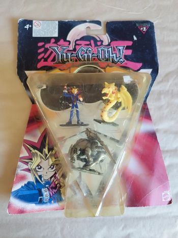 Lot de trois figurines Yu-Gi-Oh