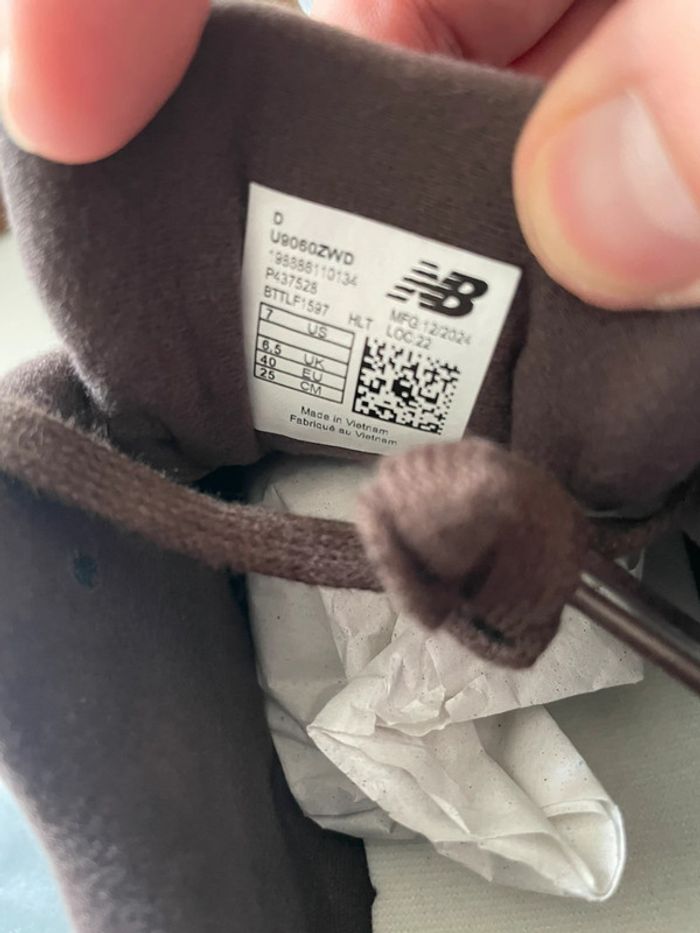 New Balance 9060 Brown - photo numéro 6