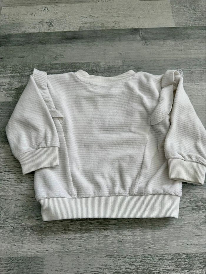 Pull blanc. - photo numéro 3