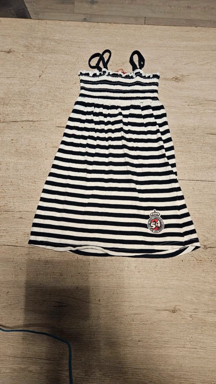Robe courte d été à bretelles bleu foncé et blanc, New Basi, taille 6/7 ans, nickel - photo numéro 2