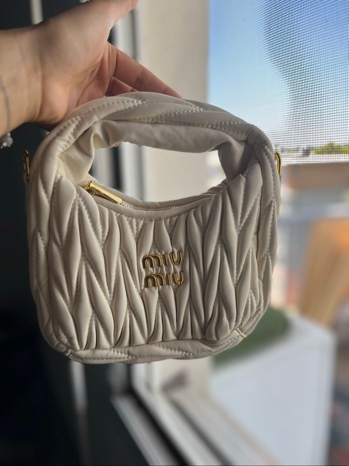 Sac à main miu miu - photo numéro 2