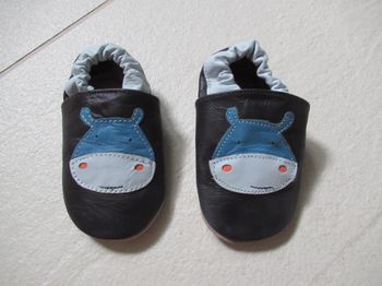 Chaussons en cuir souple bébé fille / garçon mixte 18 / 19 neufs hippopotame