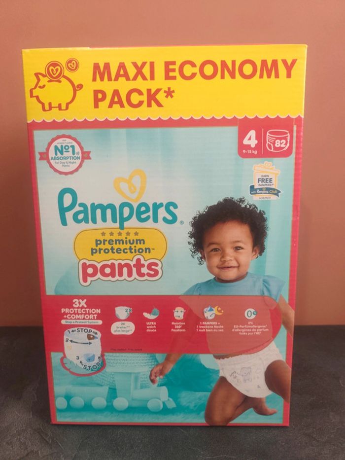Couches Pampers pants T4
