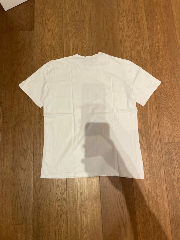 T-shirt blanc avec imprimé - photo numéro 2