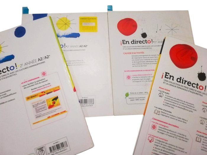 Lot de deux manuels scolaires et deux cahiers espagnol - photo numéro 2