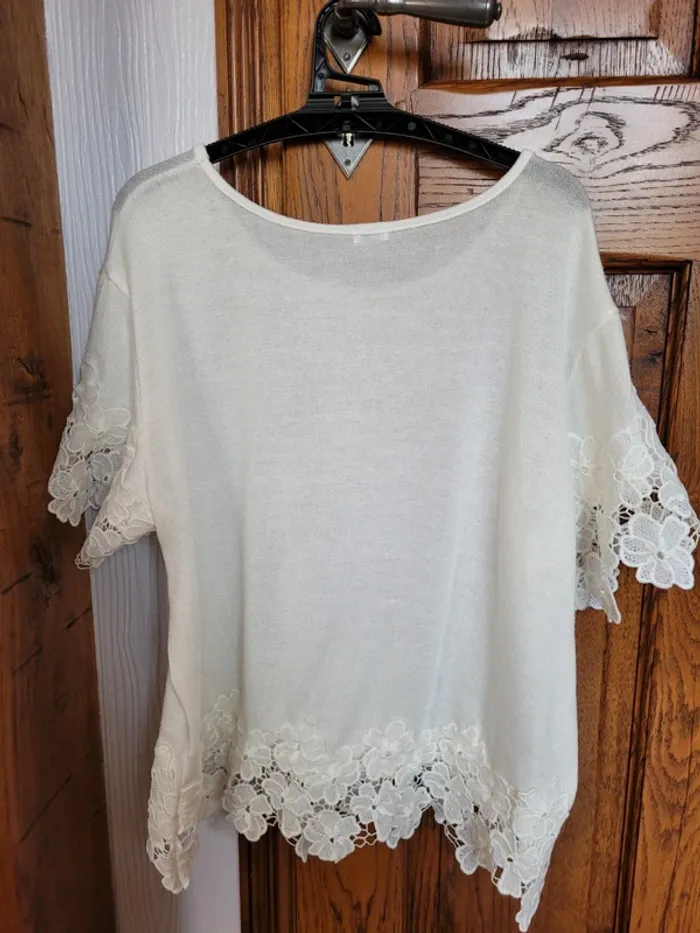 Tee-shirt Pimkie Blanc - Détails fleuris - photo numéro 2