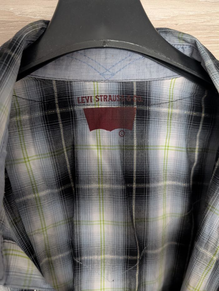 Chemise LEVI'S manches courtes, taille L, en très bon état - photo numéro 2