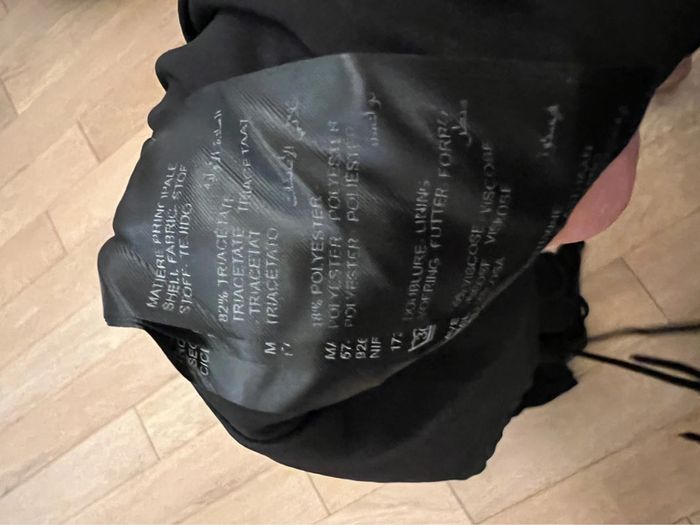 Robe maison 123 noir manche mi longue taille 46 très bon état - photo numéro 3