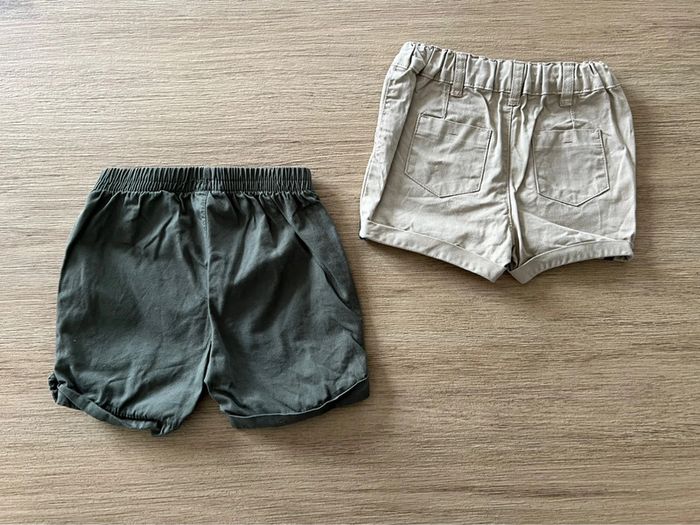 Lot 2 shorts 12 mois - photo numéro 2
