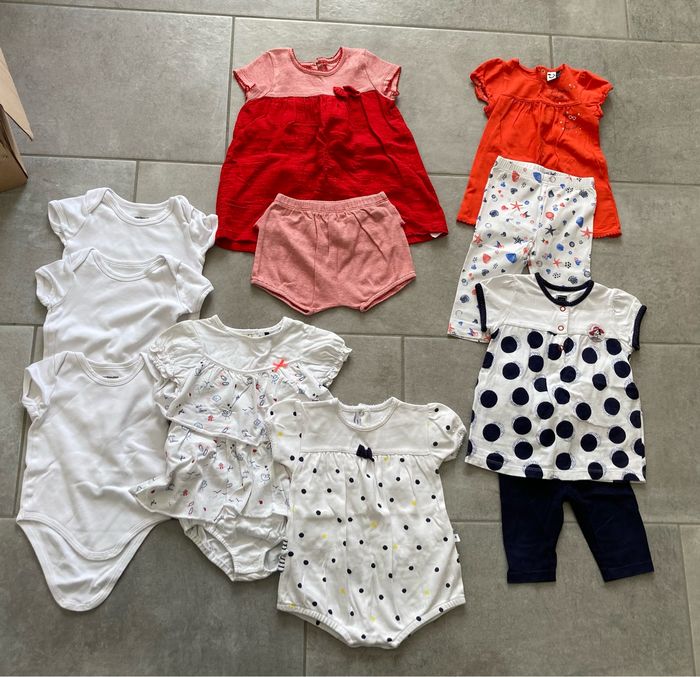 Lot de 12 mois