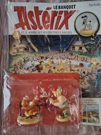 Scénette numéro 3 du banquet final d'Astérix hachette collection avec idéfix neuve sous blister