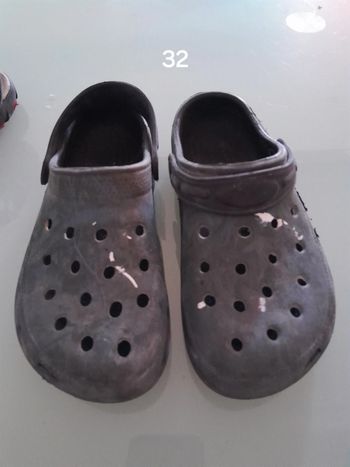 Crocs grise 32