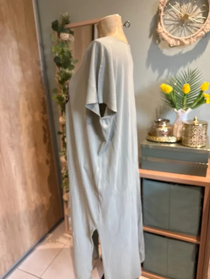 Très jolie robe longue fluide avec motif léopard  femme - photo numéro 4