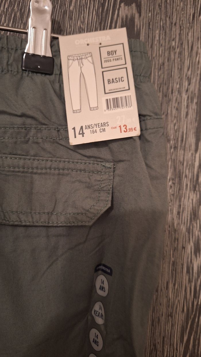 Pantalon jogger en toile kaki - photo numéro 8