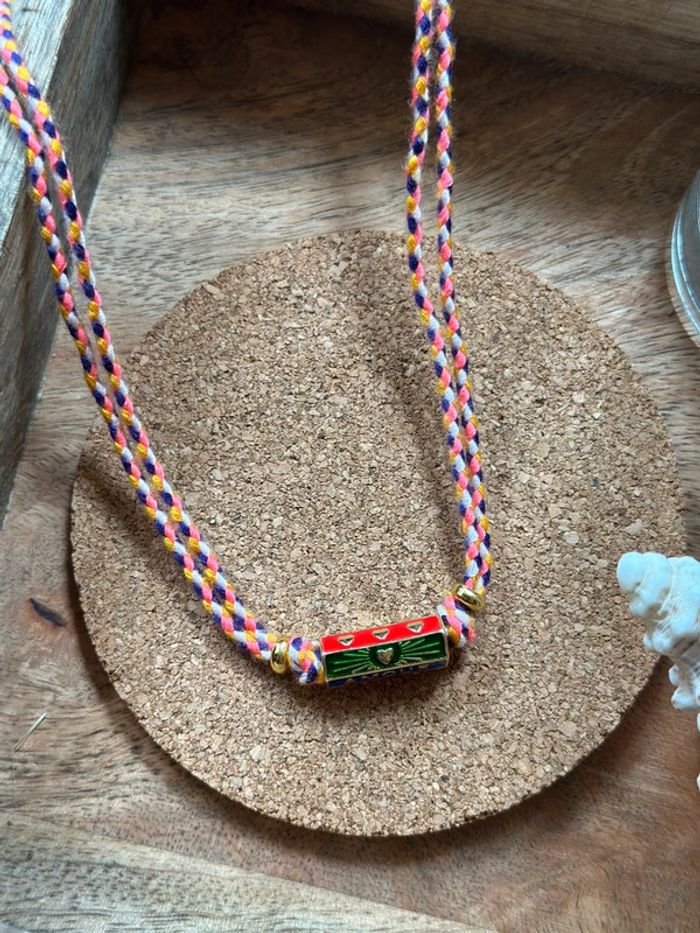 Collier ajustable coloré avec pendentif “Happy” - photo numéro 4