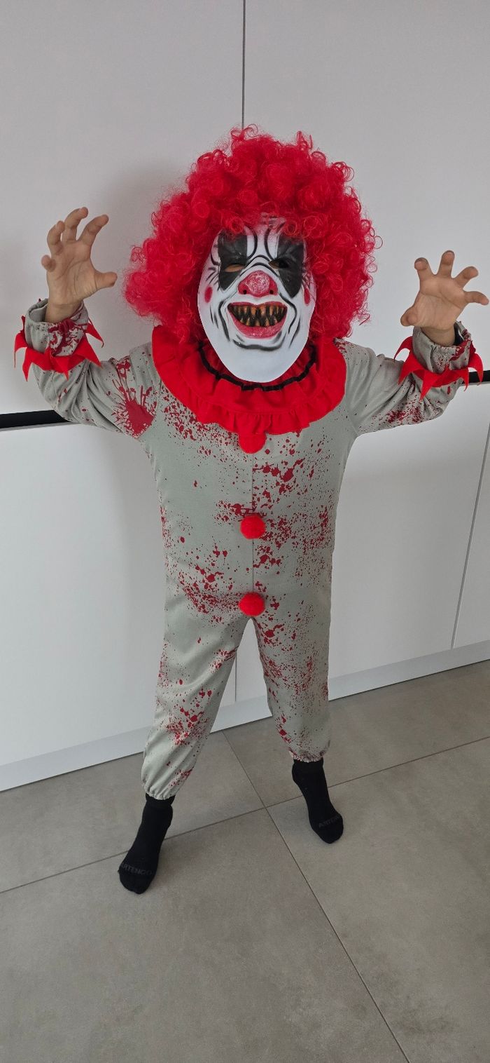 Déguisement clown d’horreur enfant 5-6 ans avec masque – très bon état