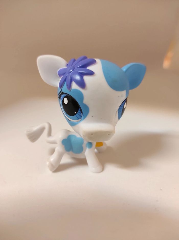 Littlest Petshop LPS 3225 vache cow vaca white blue bleu #geektradelpsvache