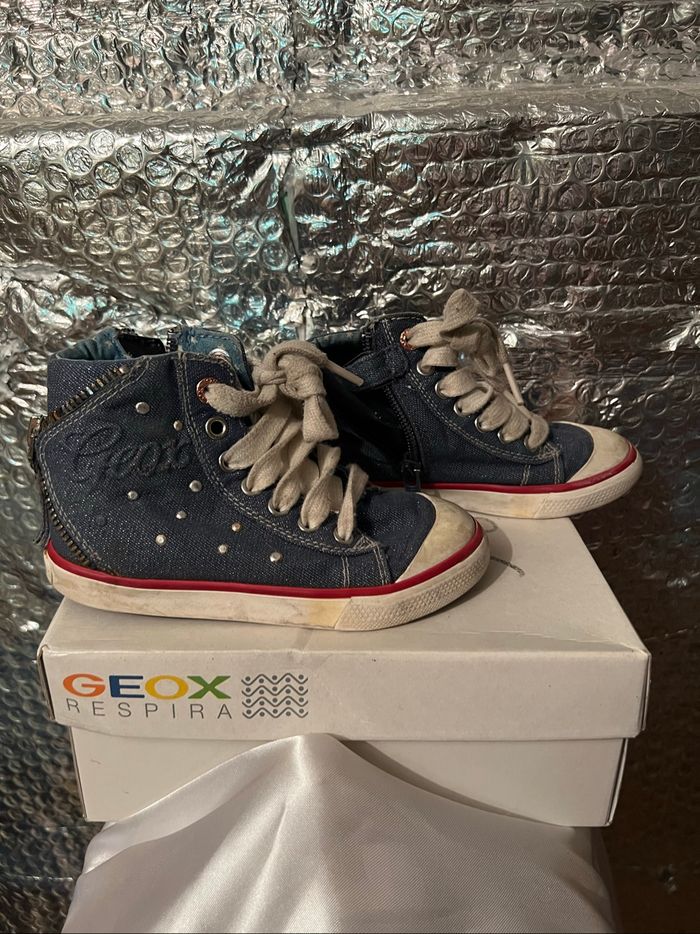 Paire de baskets en jean fille 26 marque Geox