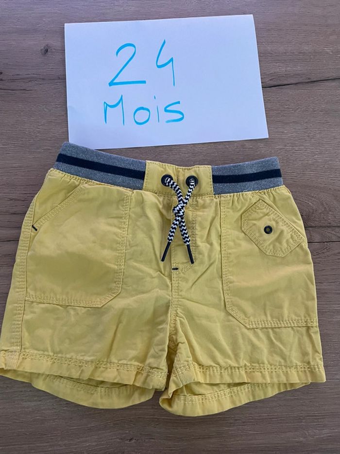 Short jaune 24 mois
