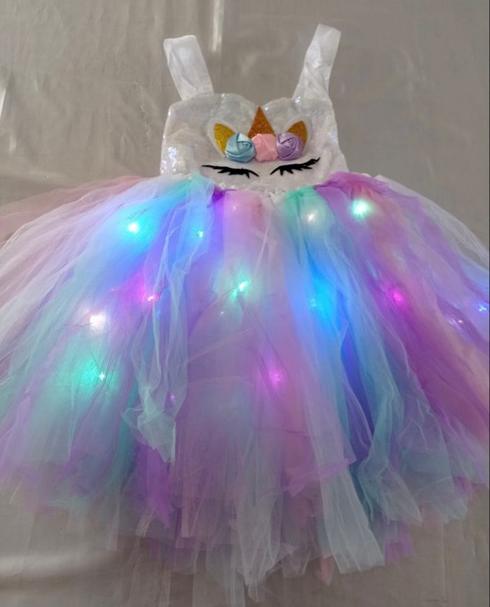 Déguisement princesse licorne LED 3ans - photo numéro 4