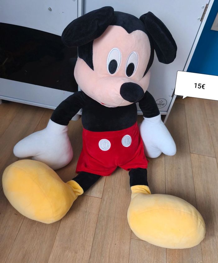 Peluche Mickey