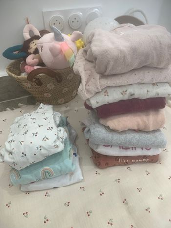 Lot pyjamas fille 6 mois