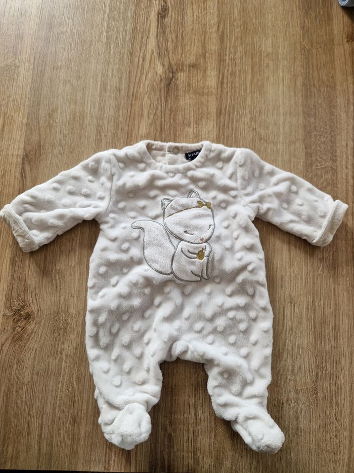 🤍 Pyjama en velours blanc tout doux – Kiabi – Taille naissance (48 cm)