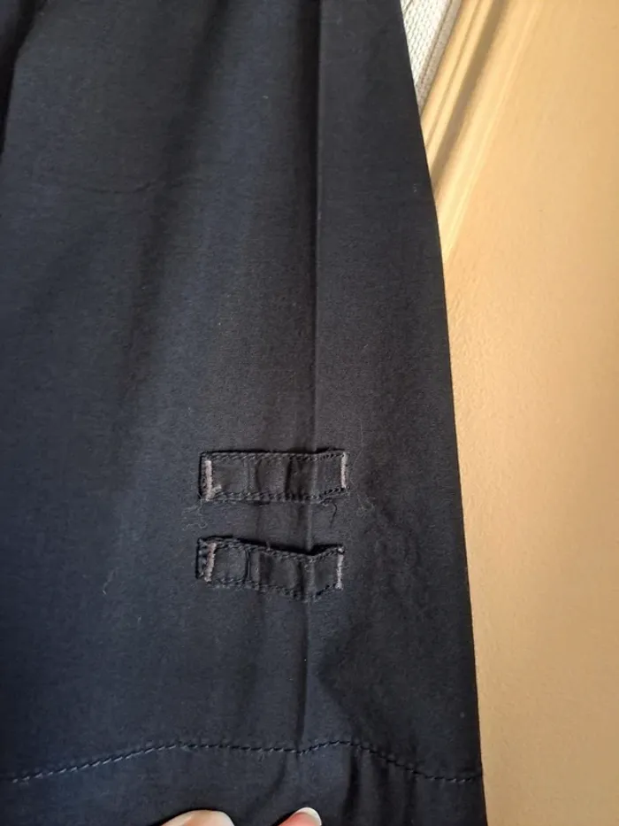 Chemise homme noire Celio L tbe matière qui prend facilement les poils - photo numéro 5