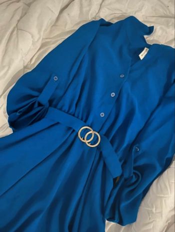 Robe courte bleu évasée