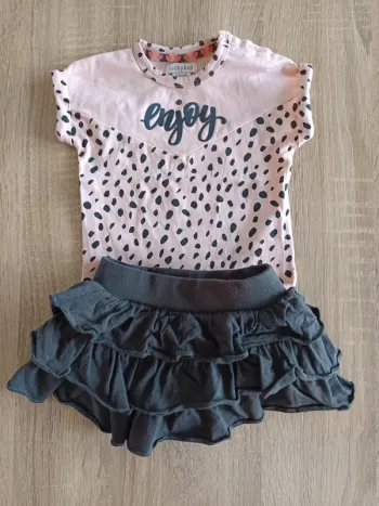 Ensemble haut top t-shirt manches courtes et jupe culotte rose et noir bébé fille 3 mois Lucky kid