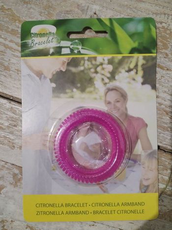 Bracelet citronnelle (couleur rose) PRODUIT NEUF
