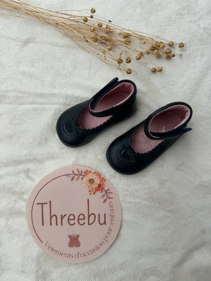 CHAUSSURES NEUVES JACADI 18 - photo numéro 6