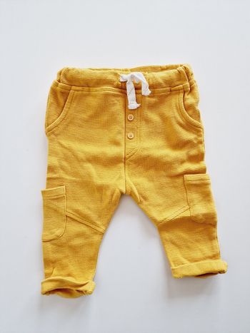 Kiabi - Pantalon avec poches sur les jambes (9 mois)