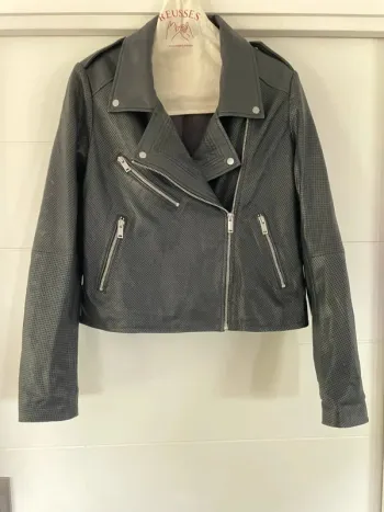 Perfecto IKKS noir en cuir perforé taille M