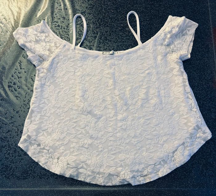 Top court à dentelle 🤍 Taille S