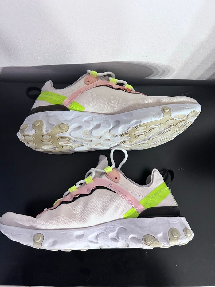Nike React Element 55 – Pointure 38 – Bon état – Coloris unique & confort max - photo numéro 4