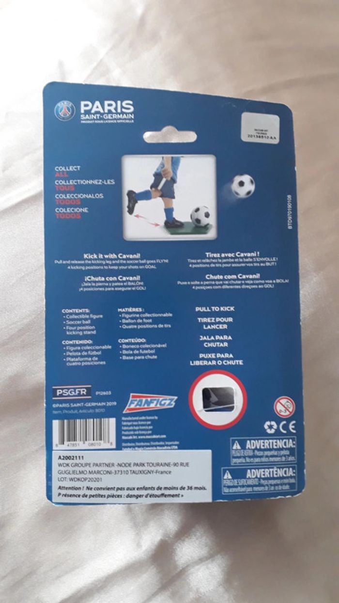 Figurine de foot - Cavani - PSG - photo numéro 2