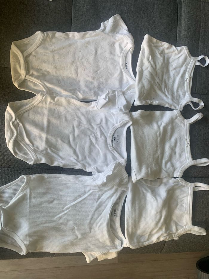 Lot 6 bodies manches courtes fille 3 mois