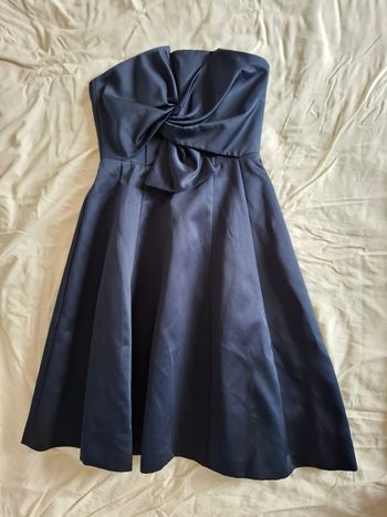 Robe bleu marine en satin