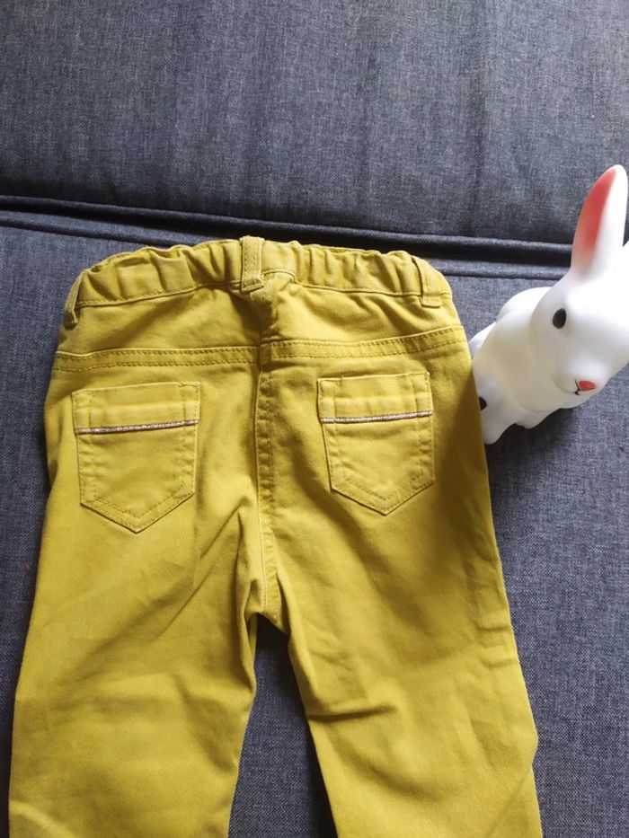 Pantalon jaune moutarde 18mois - photo numéro 2