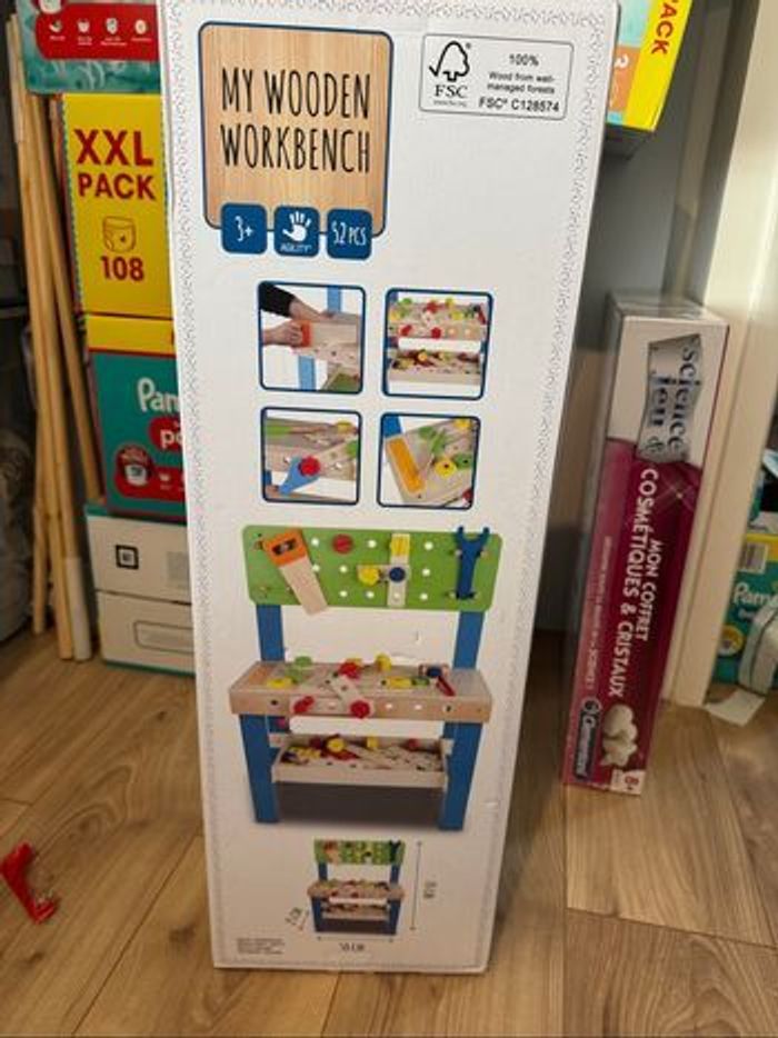 Établi en bois jouet