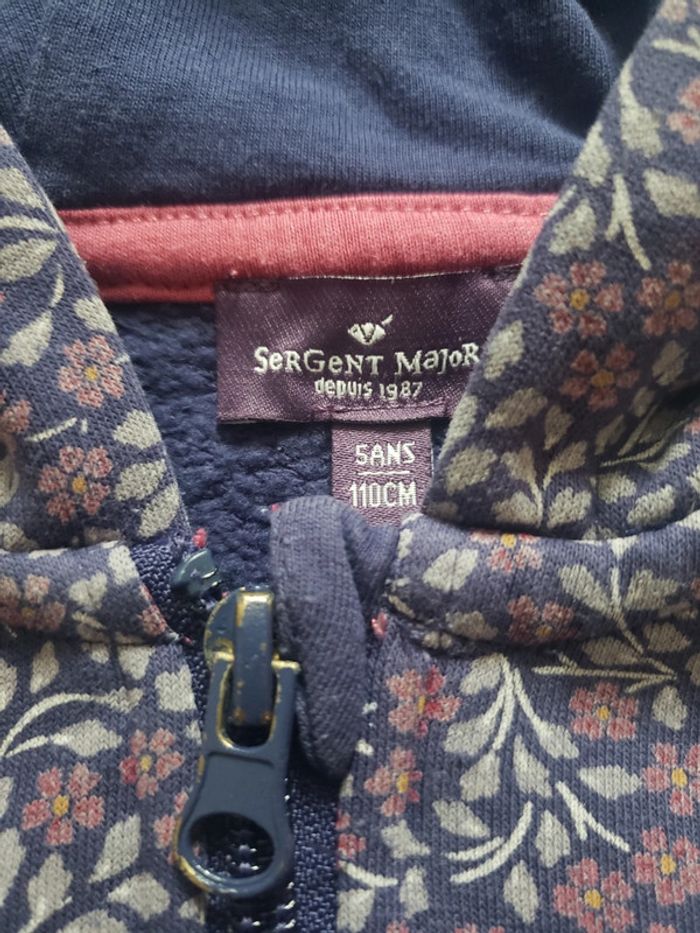 Veste sweat à capuche violet bleu imprimé fleurie sergent major - photo numéro 3