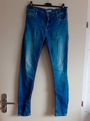 Jean bleu Creeks Taille 14 ans