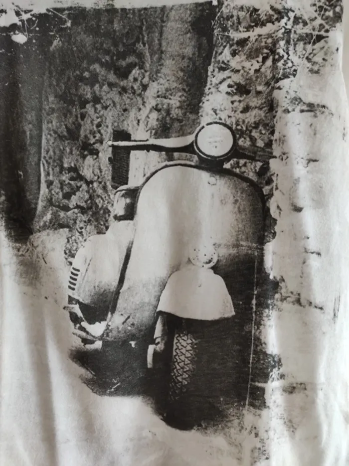 Top blanc et noir vintage - photo numéro 3