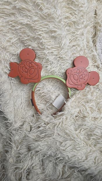 Ears disney oreille minnie mickey gateau marron et vert disneyland paris - disney store