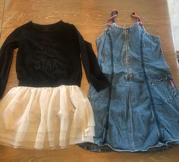 E - Lot 2 robes 4 ans