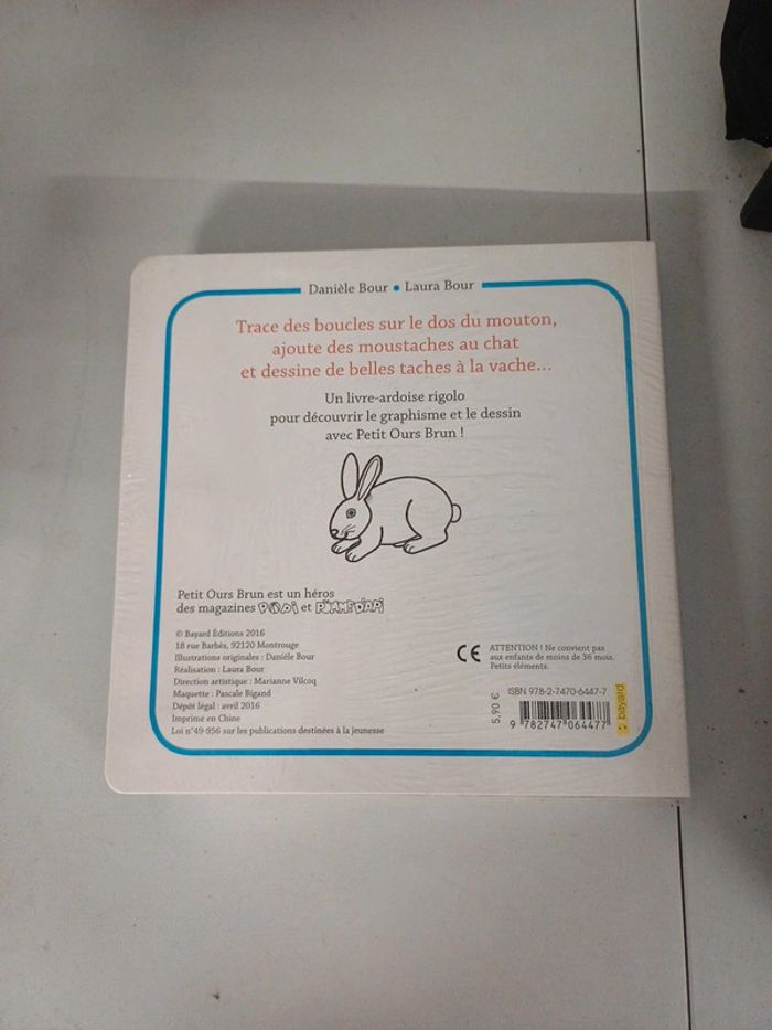 Livre l'ardoise de petit ours brun neuf encore sous blister - photo numéro 2