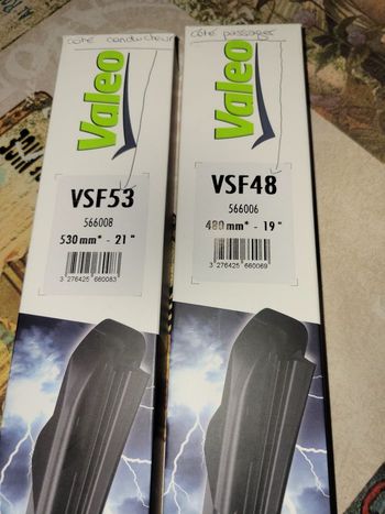 Balai d'essuie-glace neufs