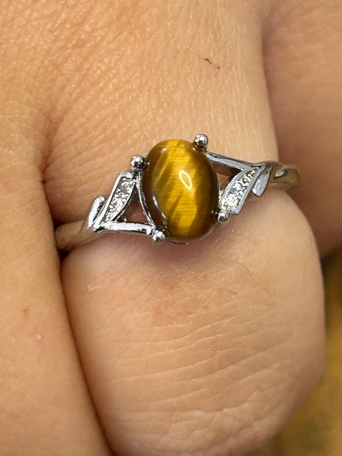 Bague réglable en laiton et en œil de tigre – Protection & Confiance