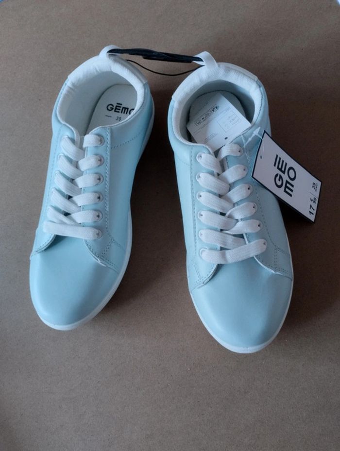 Basket NEUVE Taille 39